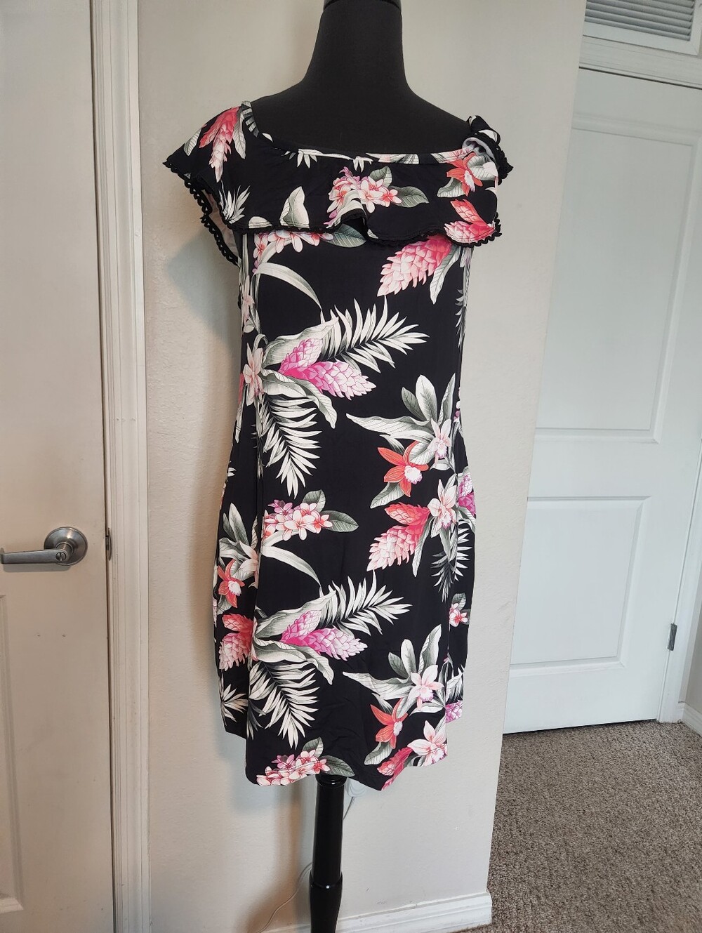 Tommy Bahama Black One-Shoulder Tropical Floral Dress - Picture 2 of 9